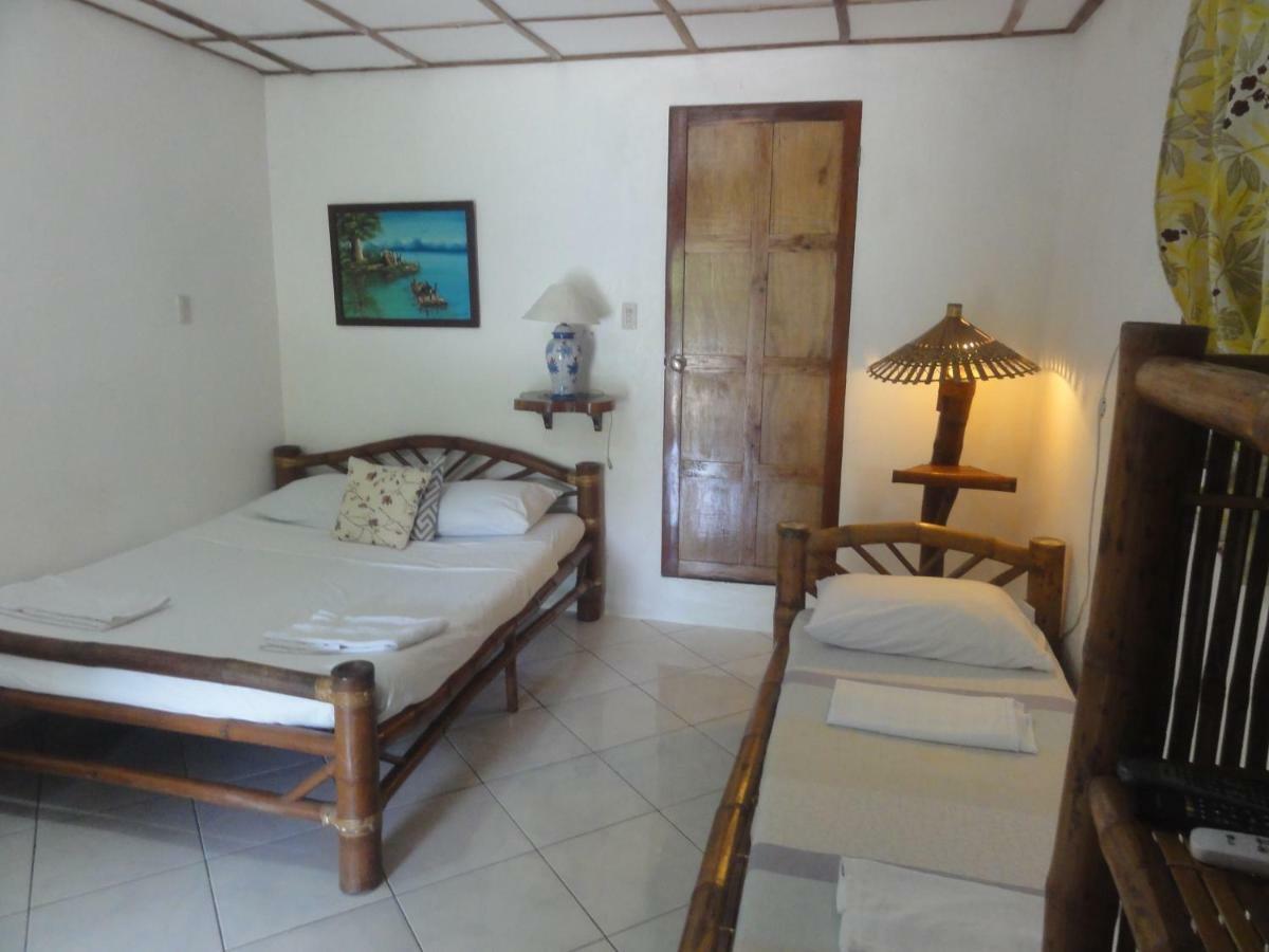 Sea Turtle House Moalboal Hotel Exterior foto